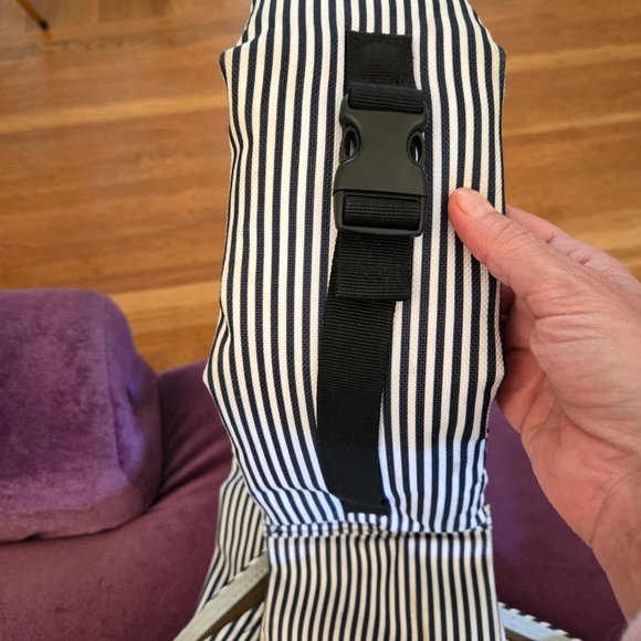 Pet Carrier/Pet Sling for Small Dogs - Picture 9 of 9